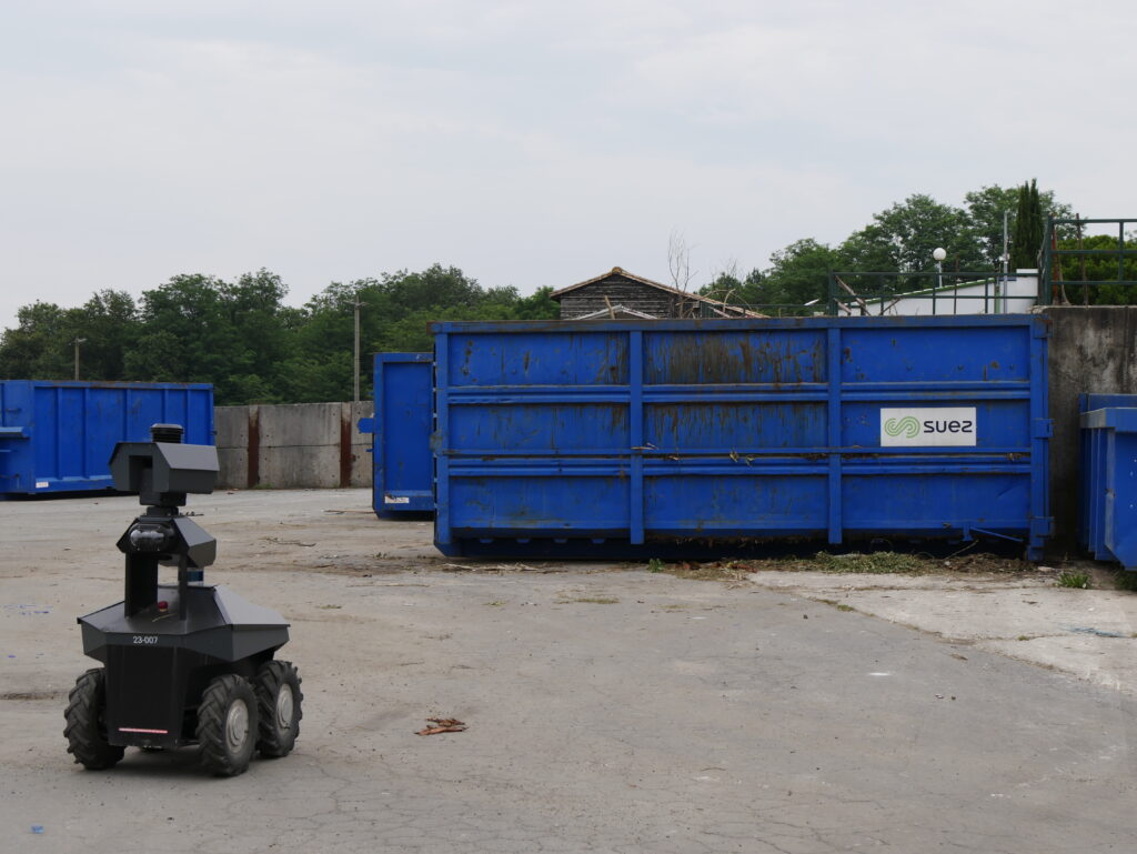 Robot GR100 sur un site suez